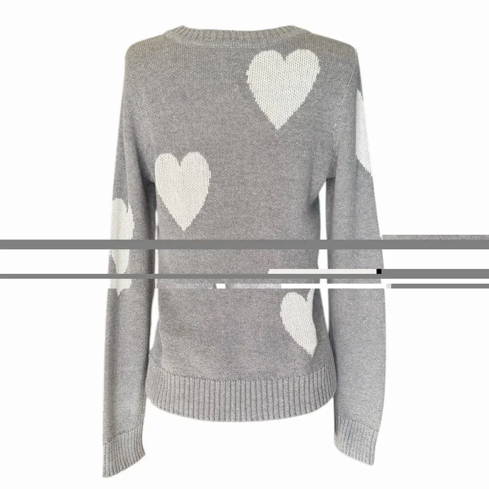 Chaser NWT Women’s Gray & White Heart Knit Pullover Sweater Cozy Crewneck Medium